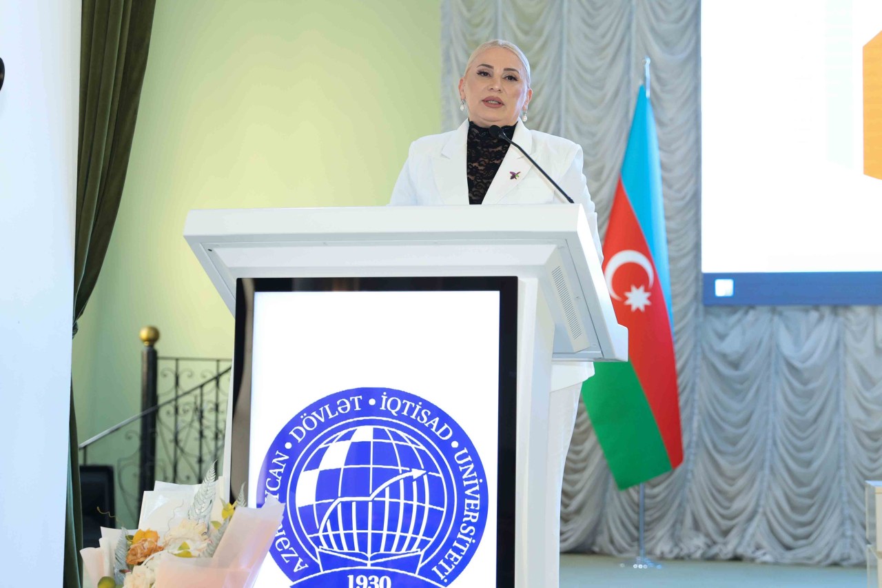 UNEC-də beynəlxalq konfrans keçirilir - FOTOLAR