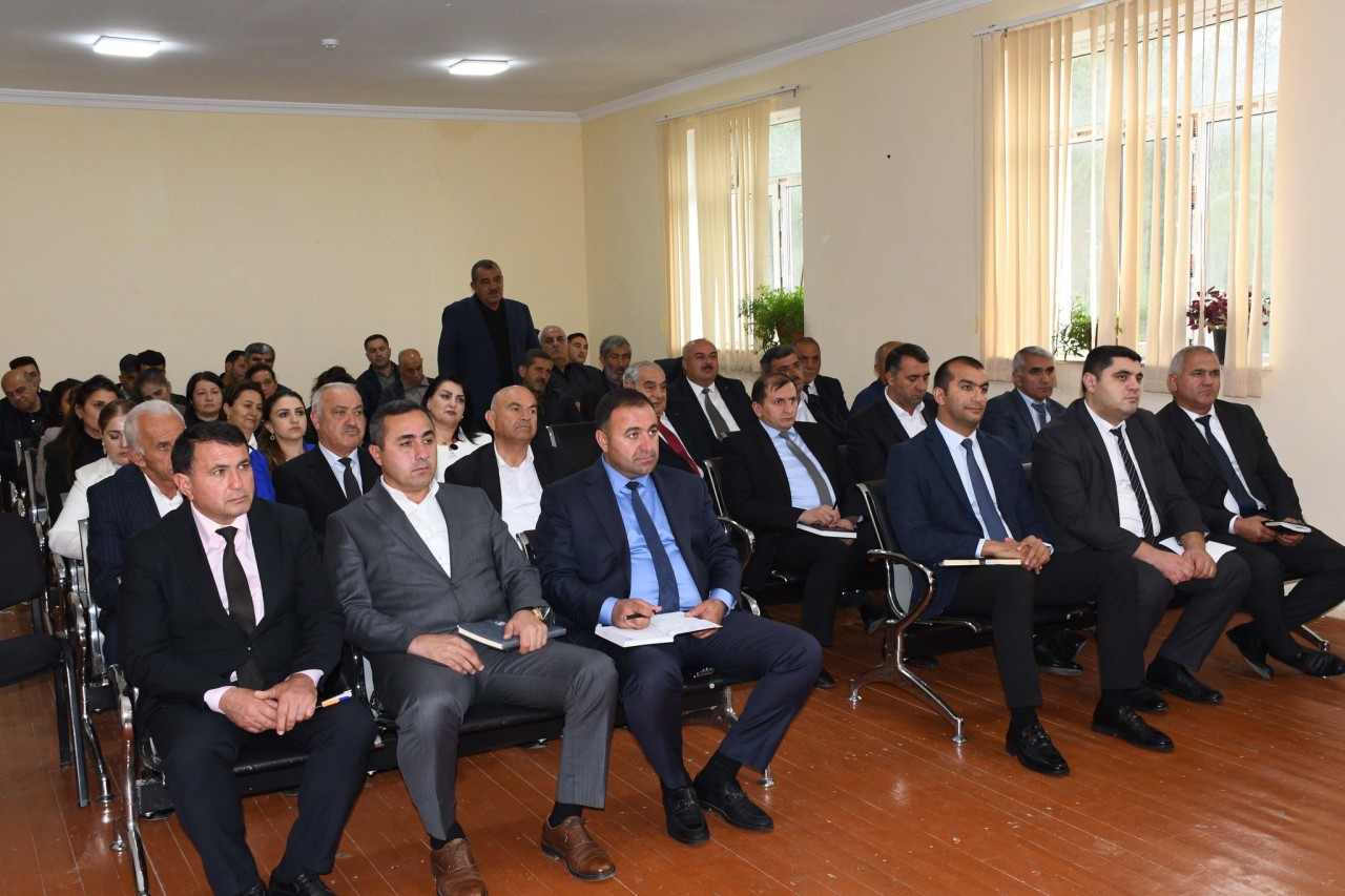 Vaqif Həsənov növbəti səyyar qəbul keçirib - FOTOLAR