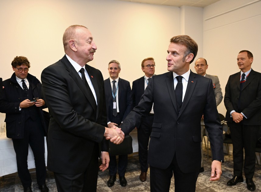 Makron İlham Əliyevi təbrik etdi - FOTOLAR