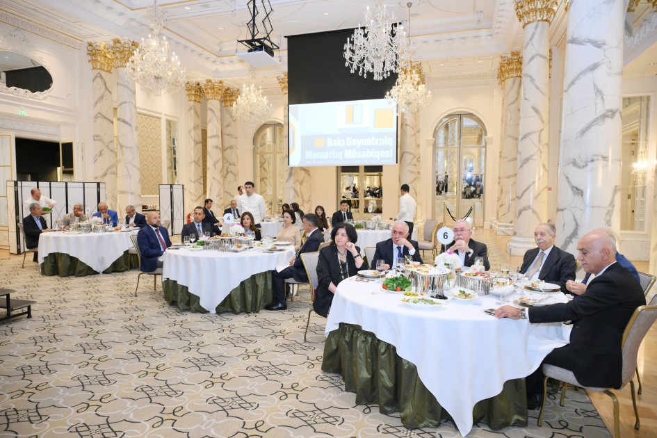 Arzu Əliyeva VII Bakı Beynəlxalq Memarlıq Müsabiqəsinin tədbirində - FOTOLAR