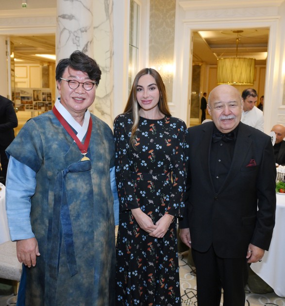 Arzu Əliyeva VII Bakı Beynəlxalq Memarlıq Müsabiqəsinin tədbirində - FOTOLAR