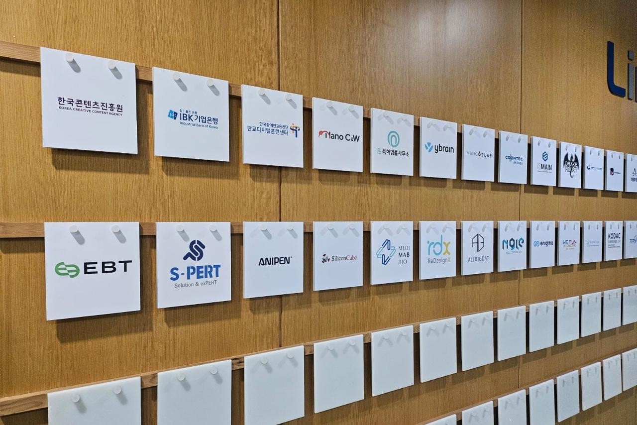 Yaradıcı Mərkəzin nümayəndə heyəti Cənubi Koreyada olub - FOTOLAR