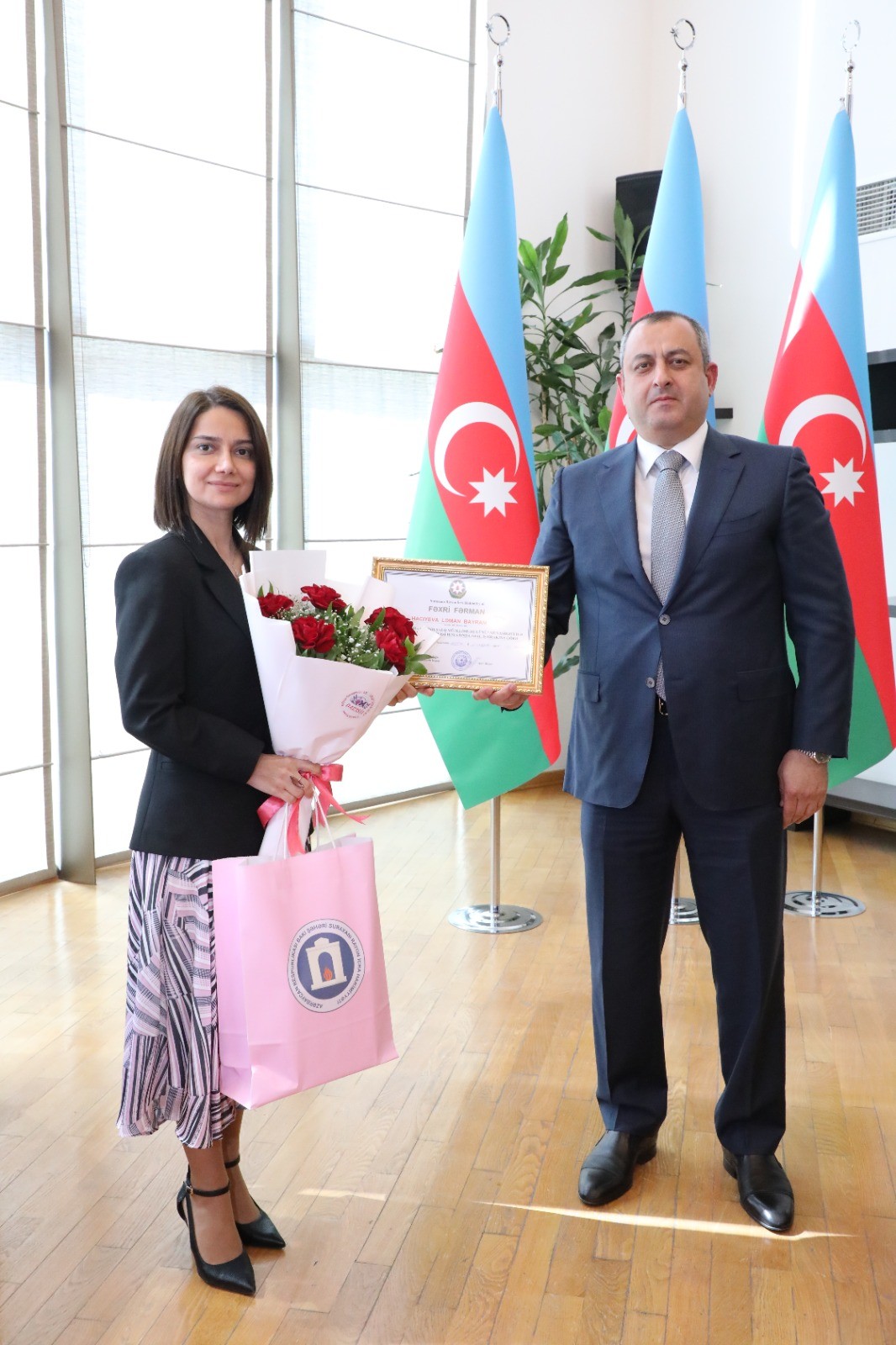 Suraxanıda Beynəlxalq Müəllimlər Günü qeyd edilib - FOTOLAR