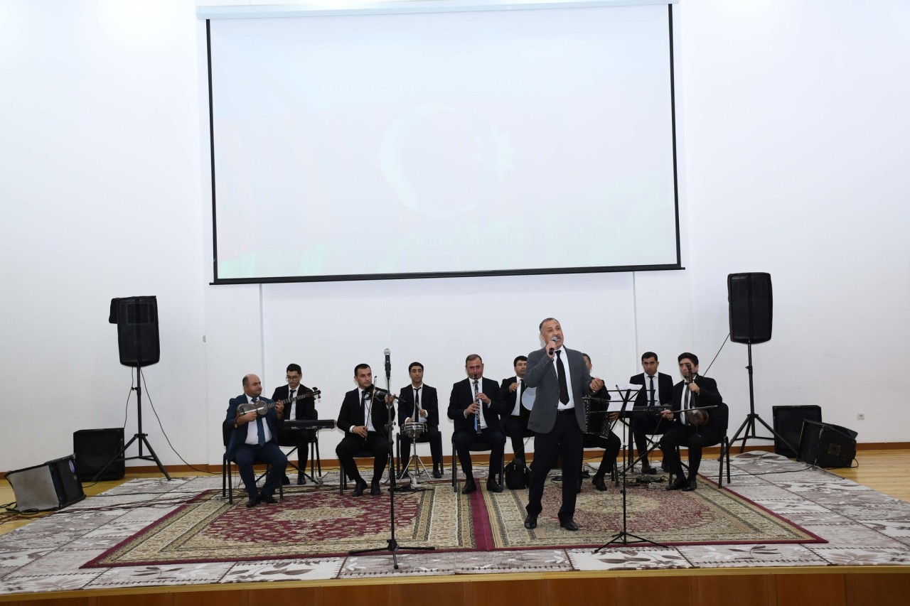 Ağdamda 5 oktyabrla bağlı tədbir keçirilib - FOTOLAR