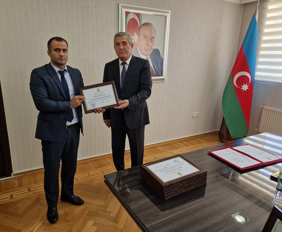 Qaradağda Müəllimlər Günü ilə əlaqədar tədbir keçirildi - FOTOLAR