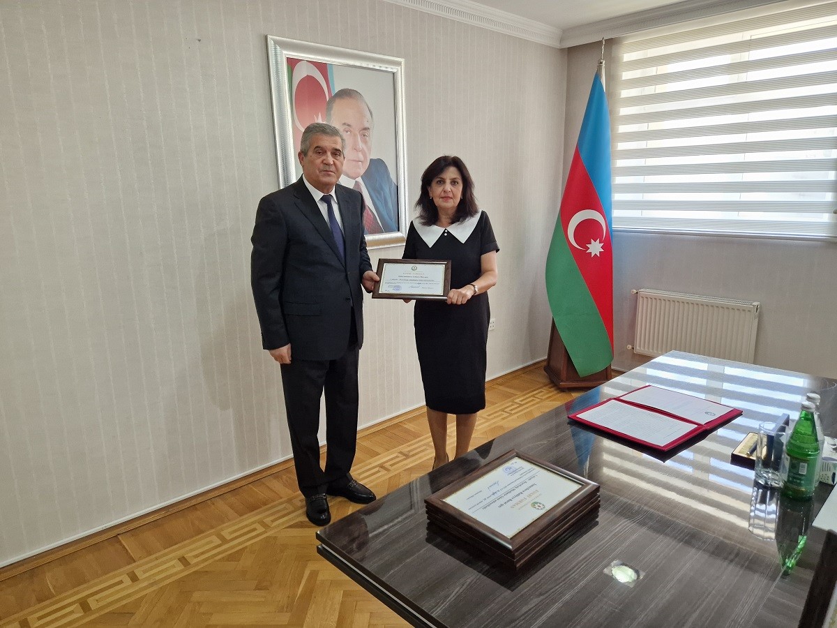 Qaradağda Müəllimlər Günü ilə əlaqədar tədbir keçirildi - FOTOLAR