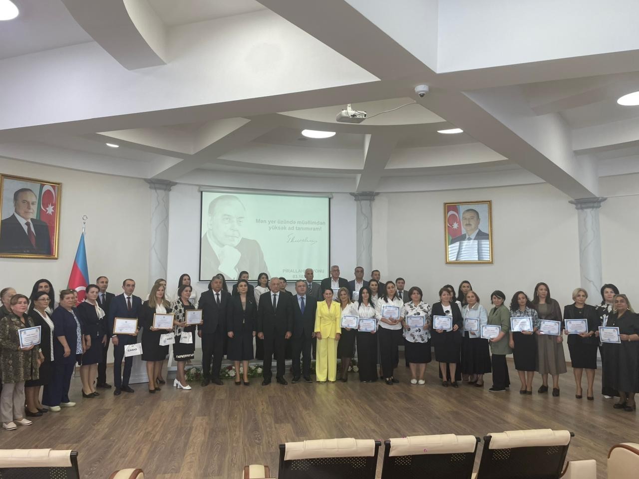 Pirallahıda “Beynəlxalq Müəllimlər günü” qeyd olundu - FOTOLAR