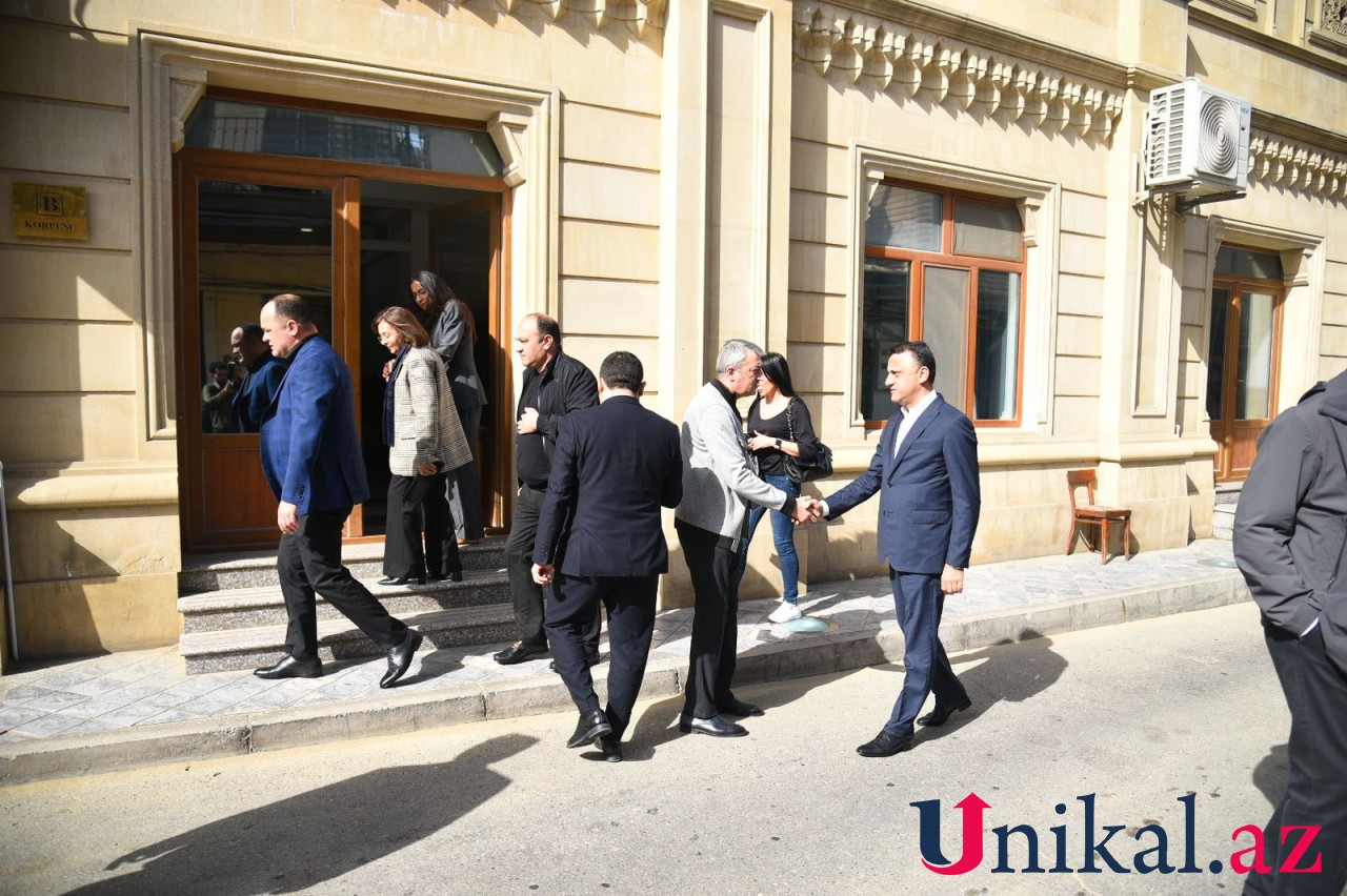 Nazirlər Oqtay Şirəliyevin dəfnində - FOTOLAR (YENİLƏNİB)