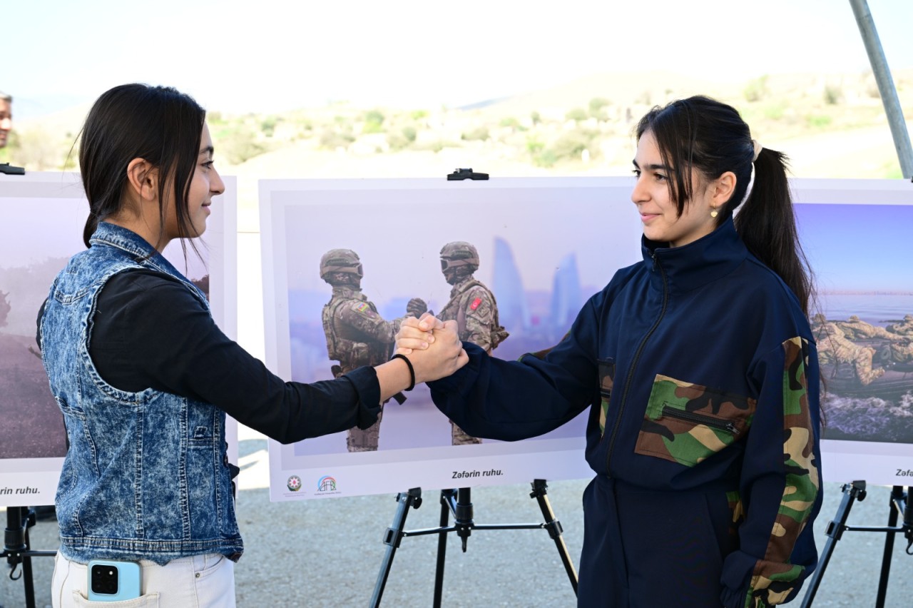 Cəbrayılda "Qarabağ – obyektivdən tarixə" adlı fotosərgi açıldı - FOTOLAR