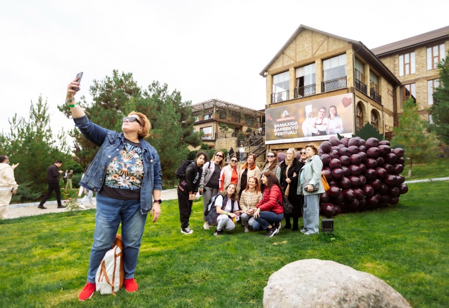 Barbekü Festivalından rəngarəng - FOTOLAR