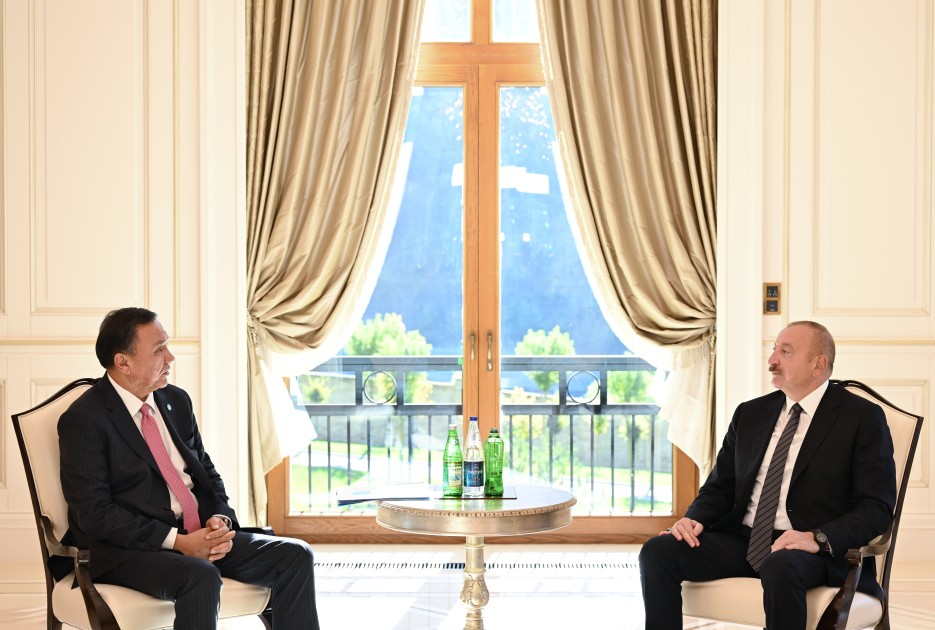 Prezident TDT-nin Baş katibi ilə görüşdü - FOTOLAR