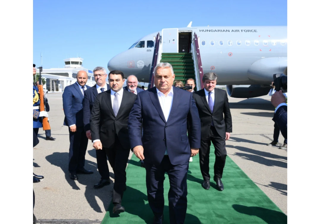 Prezident  Viktor Orbanla görüşdü - FOTOLAR (YENİLƏNİB)