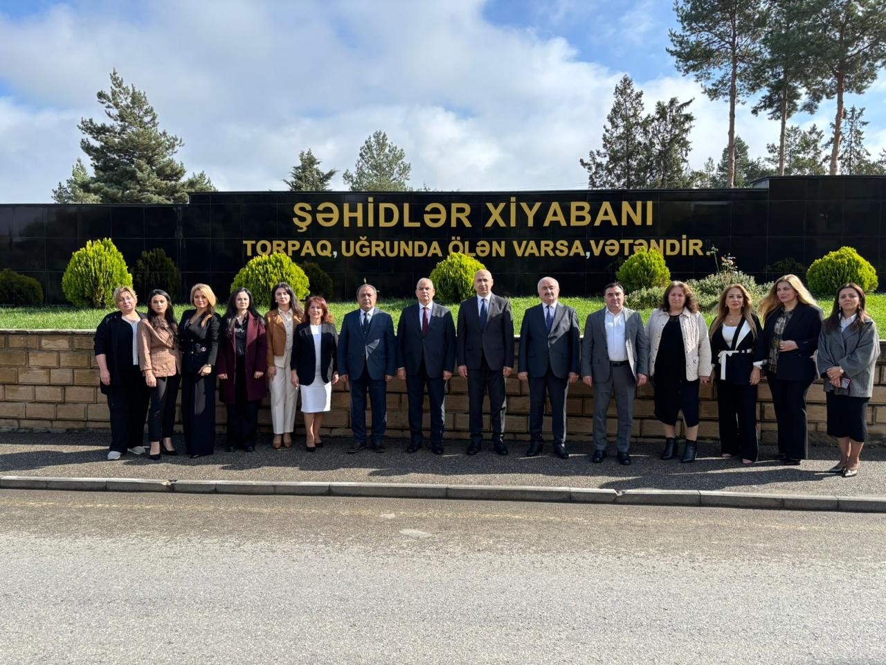 YAP-ın təşkilatçılığı ilə şəhid ailələri üçün aksiya keçirildi - FOTOLAR