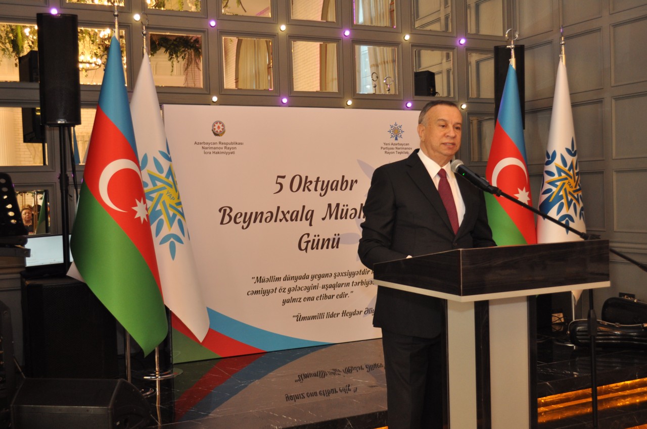 Nərimanov rayonunda Beynəlxalq Müəllimlər Günü qeyd olunub - FOTOLAR