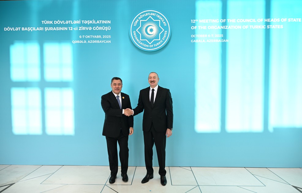 İlham Əliyev Qəbələdə qonaqları qarşıladı - VİDEO (YENİLƏNİB - FOTOLAR)