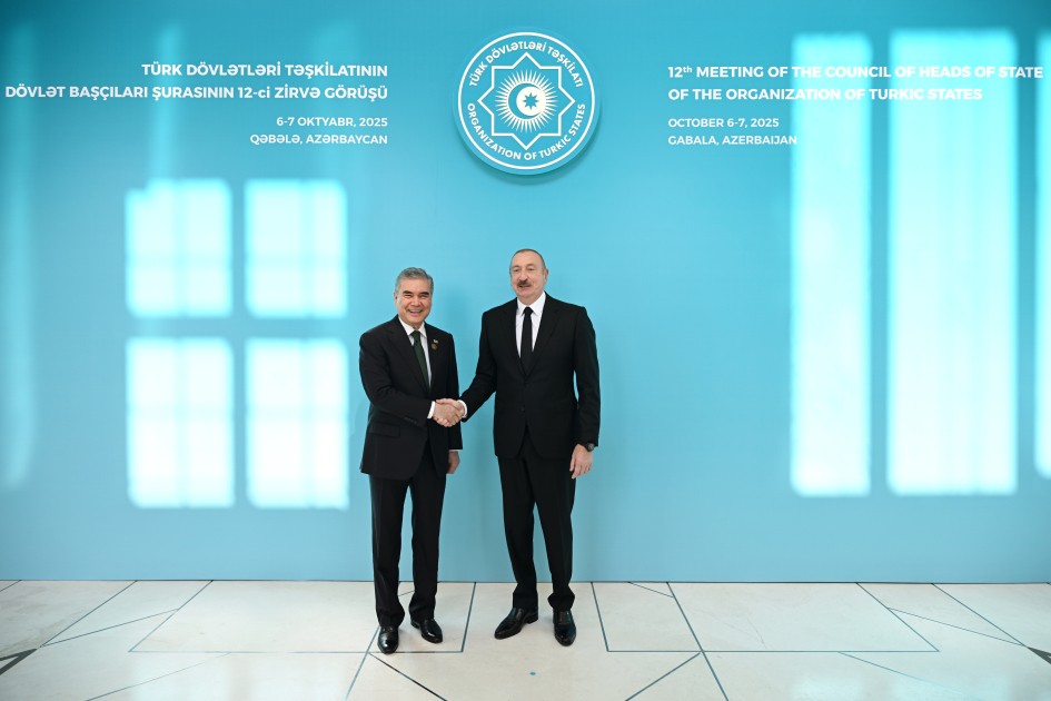 İlham Əliyev Qəbələdə qonaqları qarşıladı - VİDEO (YENİLƏNİB - FOTOLAR)