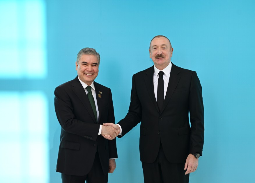 İlham Əliyev Qəbələdə qonaqları qarşıladı - VİDEO (YENİLƏNİB - FOTOLAR)