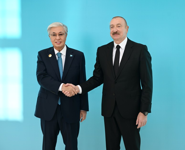 İlham Əliyev Qəbələdə qonaqları qarşıladı - VİDEO (YENİLƏNİB - FOTOLAR)