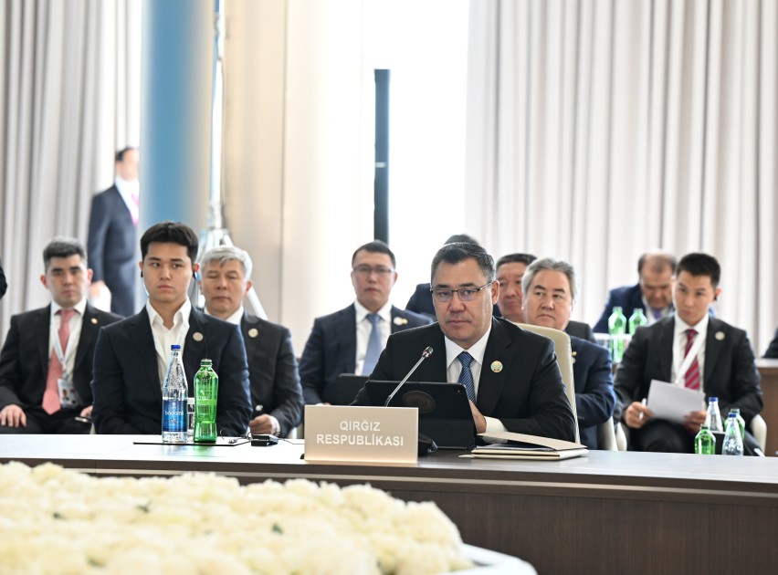 Prezident tədbirdə çıxış etdi - YENİLƏNİB (FOTOLAR)