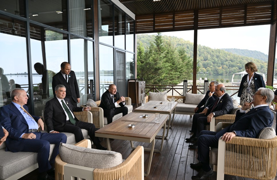 Qəbələdə liderlərin şərəfinə rəsmi nahar verildi - FOTOLAR