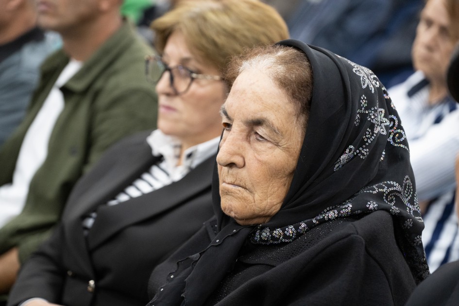 Vardanyan zərər verdikləri ilə üz-üzə - FOTOLAR