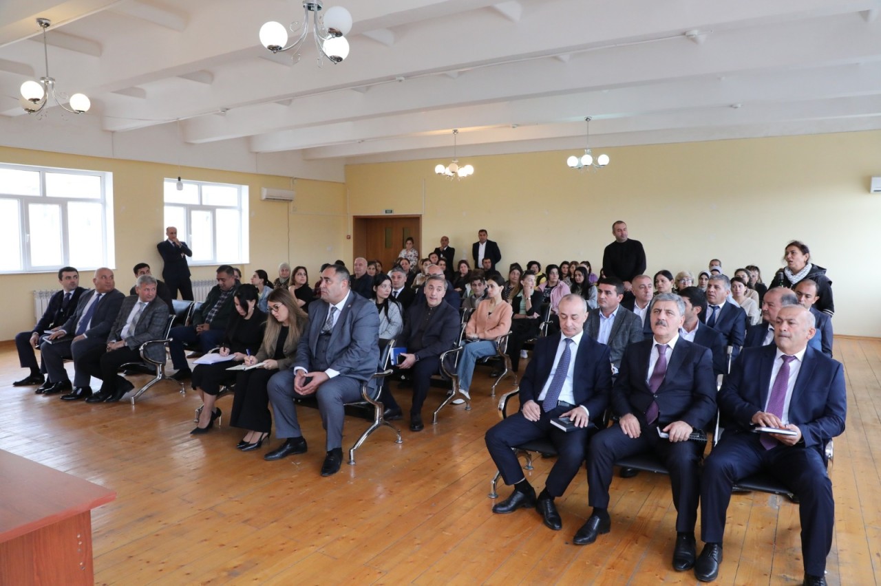 Suraxanıda Adil Əliyevin səyyar görüşləri davam edir - FOTOLAR