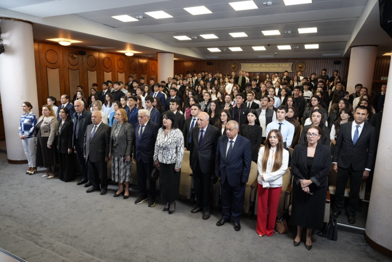“Azərbaycanın müstəqilliyinin bərpası və xarici siyasət strategiyası” adlı tədbir keçirildi - FOTOLAR