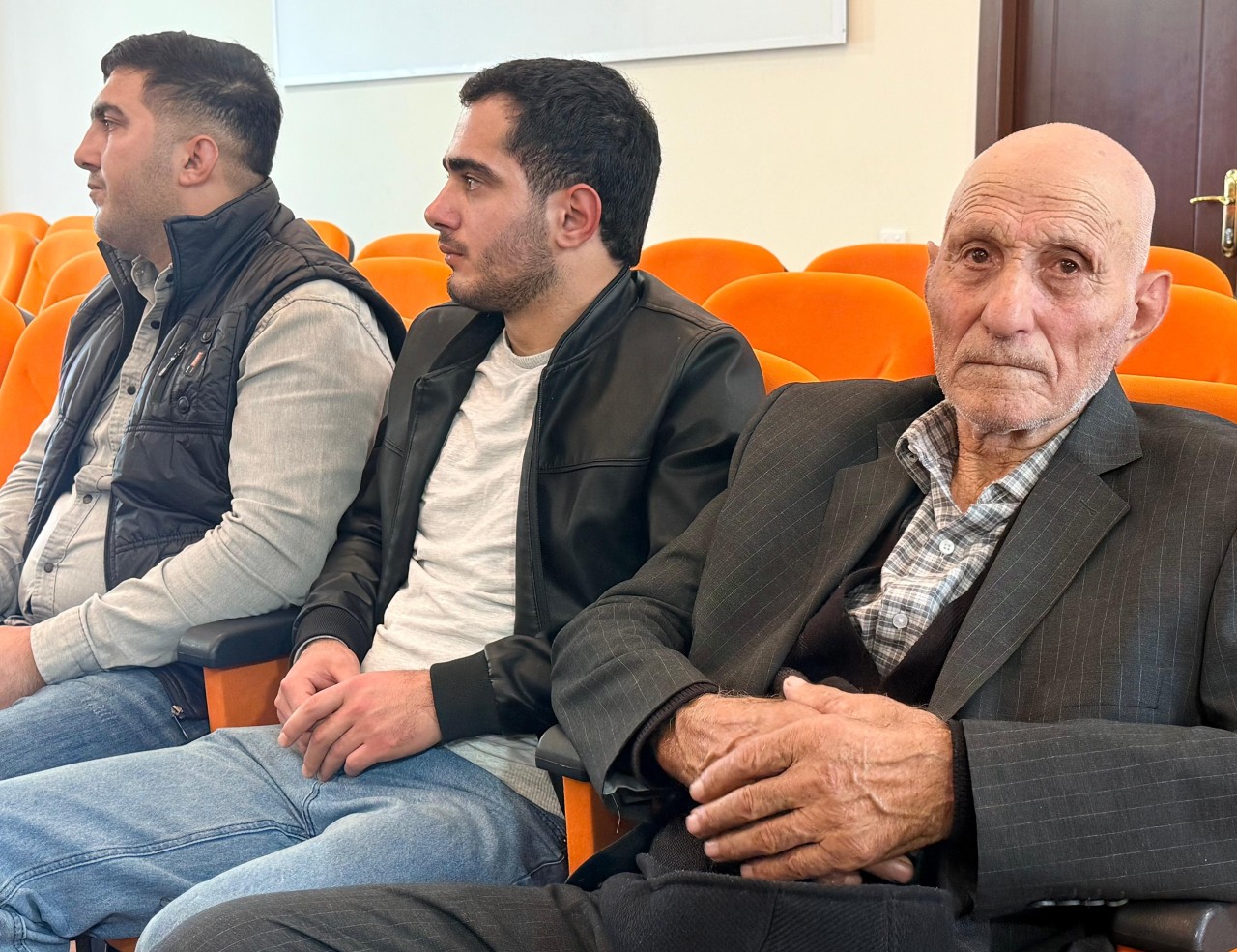 Keçmiş məcburi köçkünlər mina təhlükəsi ilə bağlı maarifləndirilib - FOTOLAR