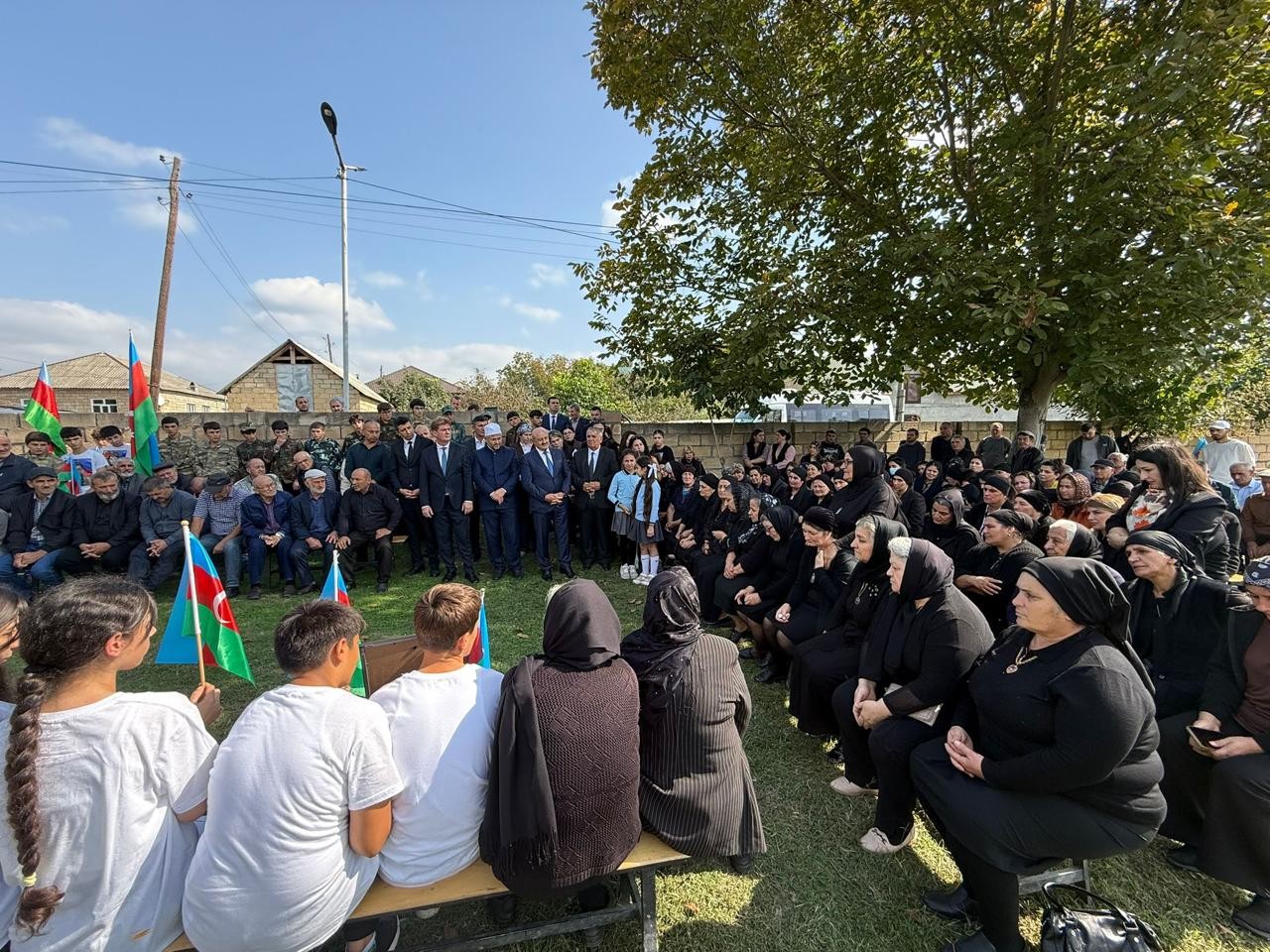 Deputat Asif Əsgərov Zaqatalada şəhidin anım mərasimində iştirak edib - FOTOLAR