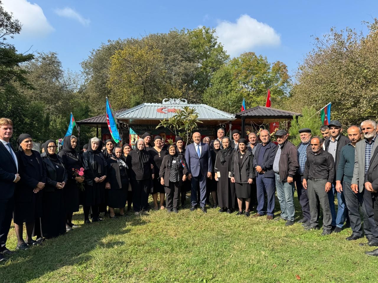 Deputat Asif Əsgərov Zaqatalada şəhidin anım mərasimində iştirak edib - FOTOLAR