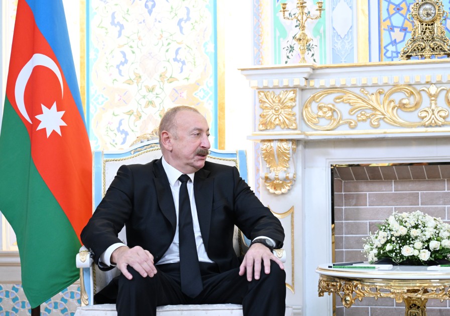 İlham Əliyevlə Putinin görüşü keçirildi - VİDEO (YENİLƏNİB)