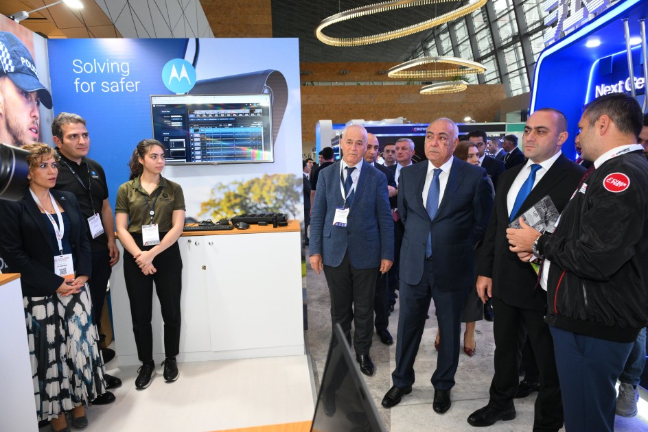 CIDC-2025 tədbirinin rəsmiləri kibertəhlükəsizlik sərgisi ilə tanış olublar - FOTOLAR (VİDEO)