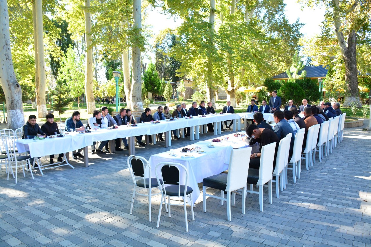 Seymur Orucov növbəti dəfə qazilərlə görüş keçirdi - FOTOLAR