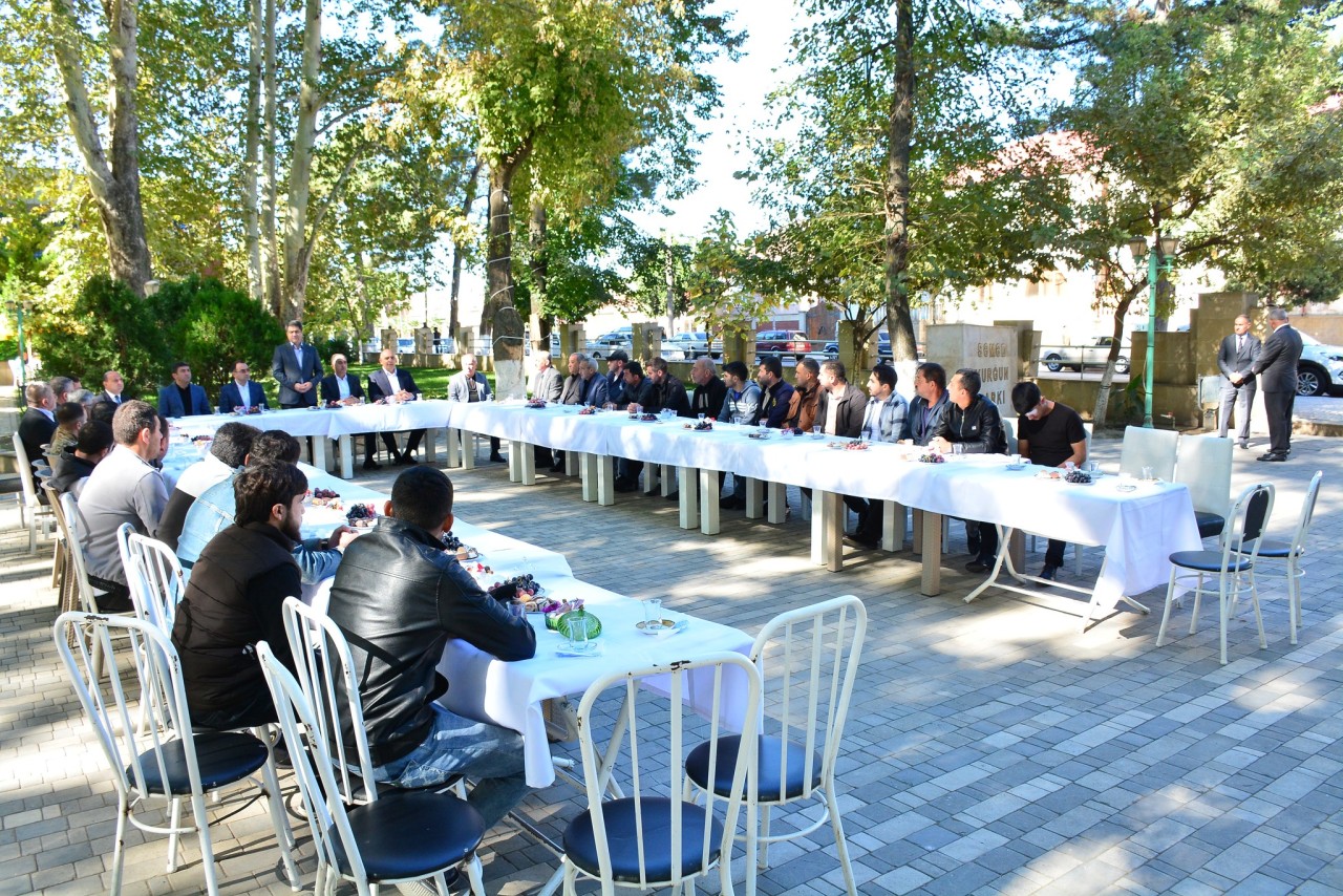 Seymur Orucov növbəti dəfə qazilərlə görüş keçirdi - FOTOLAR