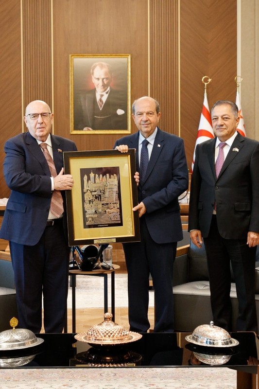 Deputatlar Prezident Ersin Tatarla görüşdü - FOTOLAR