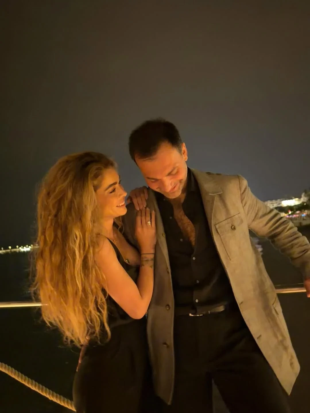 Aktrisa məşhur mafiya liderinin oğlu ilə evlənir - FOTOLAR