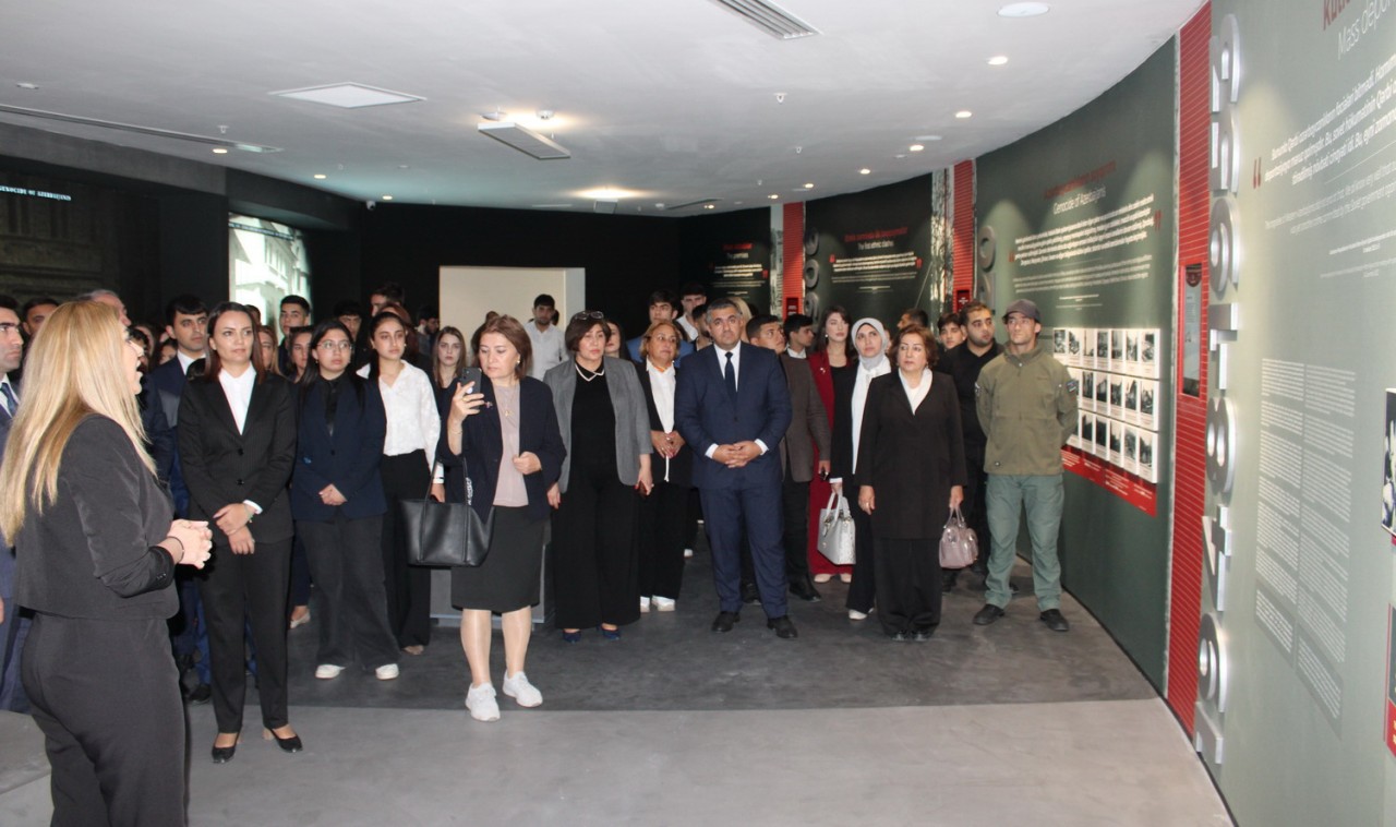 YAP Nizami rayon təşkilatının könüllüləri Gəncədə olublar - FOTOLAR