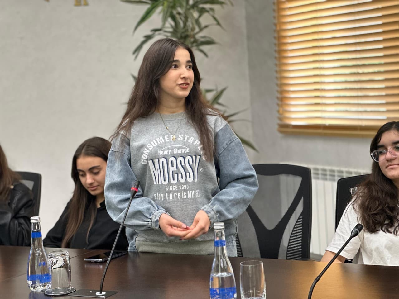 YAP Yasamal rayon təşkilatı tələbələrlə görüş keçirdi - FOTOLAR