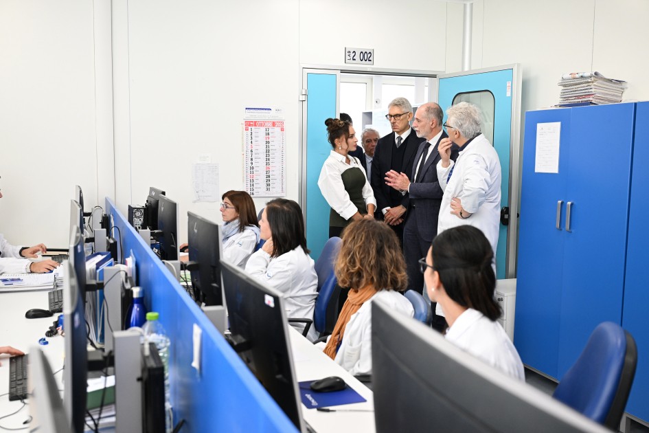 Mehriban Əliyeva “Bambino Gesu” xəstəxanasında olub - FOTO