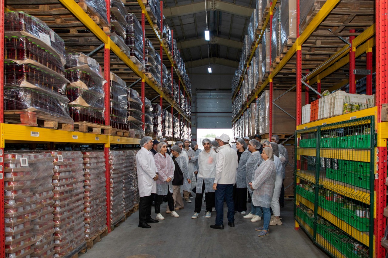 Jurnalistlər “Coolmix”, “Qaf” markalarının istehsal prosesi ilə tanış olublar - FOTOLAR