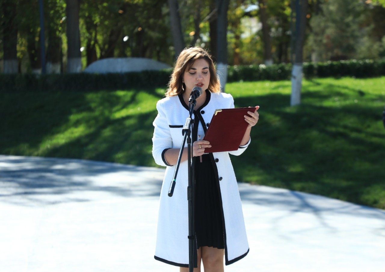 Niyazi Bayramov Gəncə Memorial Kompleksində olub - FOTOLAR