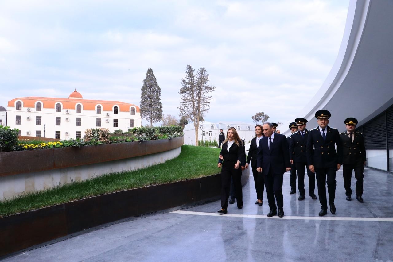 Baş prokuror Gəncədə vətəndaşları qəbul etdi - FOTOLAR