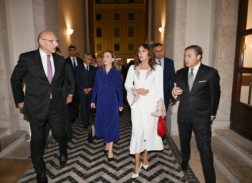 Mehriban Əliyeva açılışda iştirak etdi - FOTOLAR