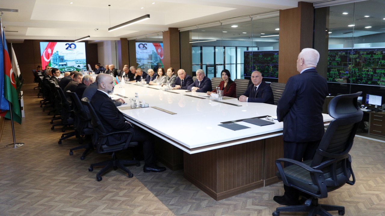 Energetiklər Günü ilə bağlı AzərEnerji silsilə tədbirlər keçirib - FOTO/VİDEO