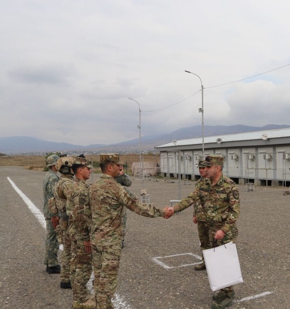 Hərbi prokuror xüsusi təyinatlılarla görüşdü - FOTOLAR