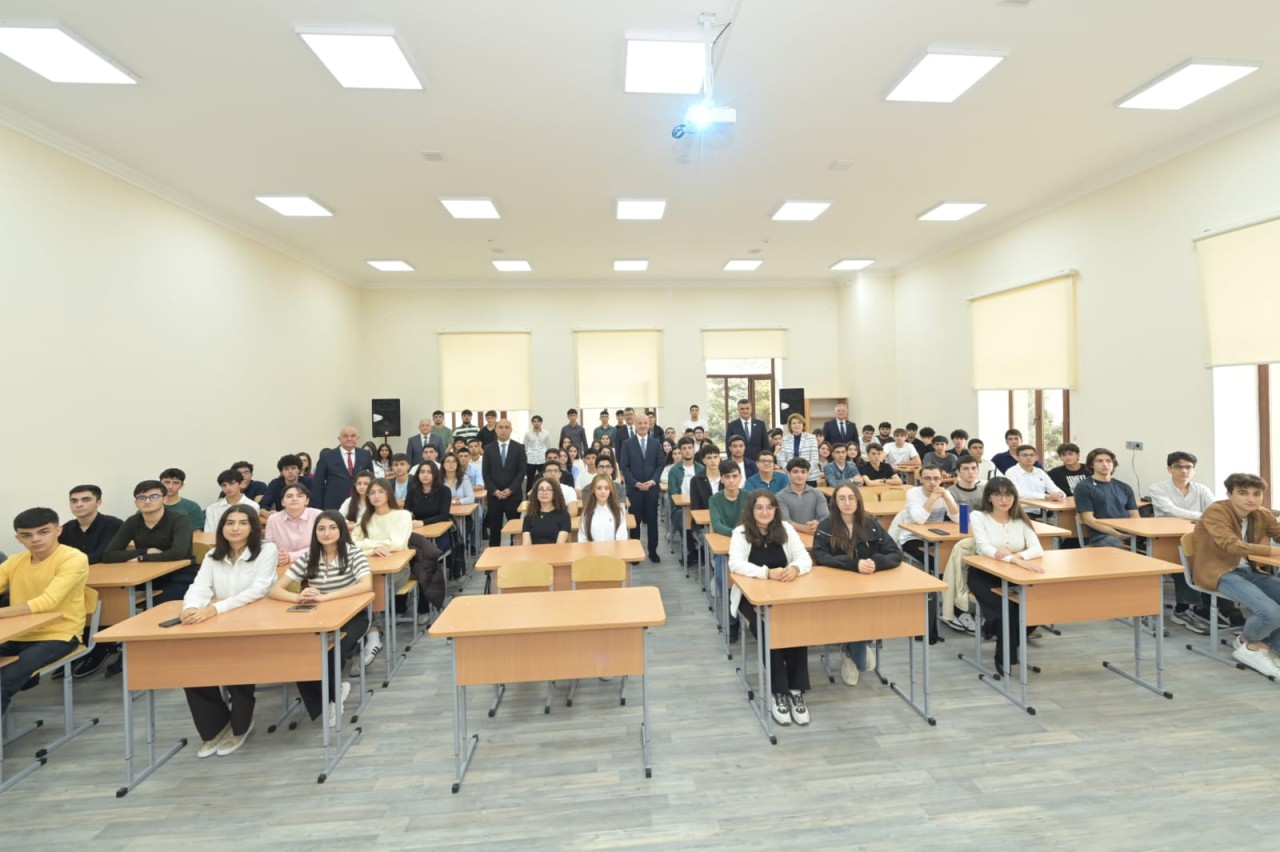 Emin Əmrullayev və Erol Özvar Türkiyə–Azərbaycan Universitetində tələbələrlə görüşüblər - FOTOLAR