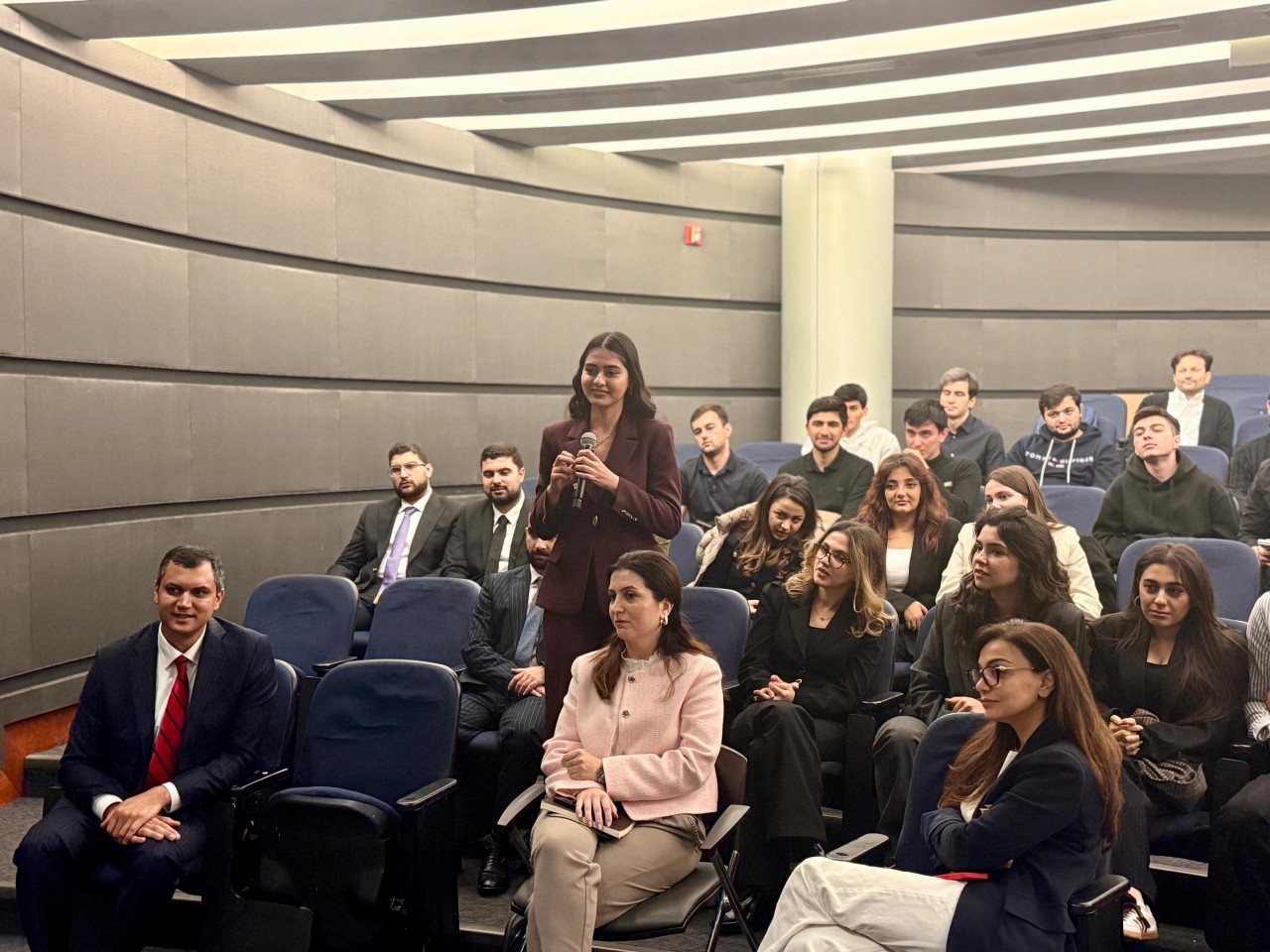 Elm və təhsil naziri ABŞ-dəki azərbaycanlı tələbələrlə görüşdü - FOTOLAR