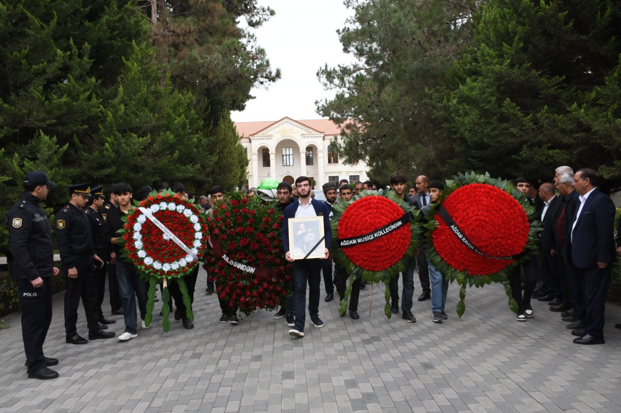 Ağdamda tarzən Fərhad Paşayevlə vida mərasimi keçirilib - FOTOLAR