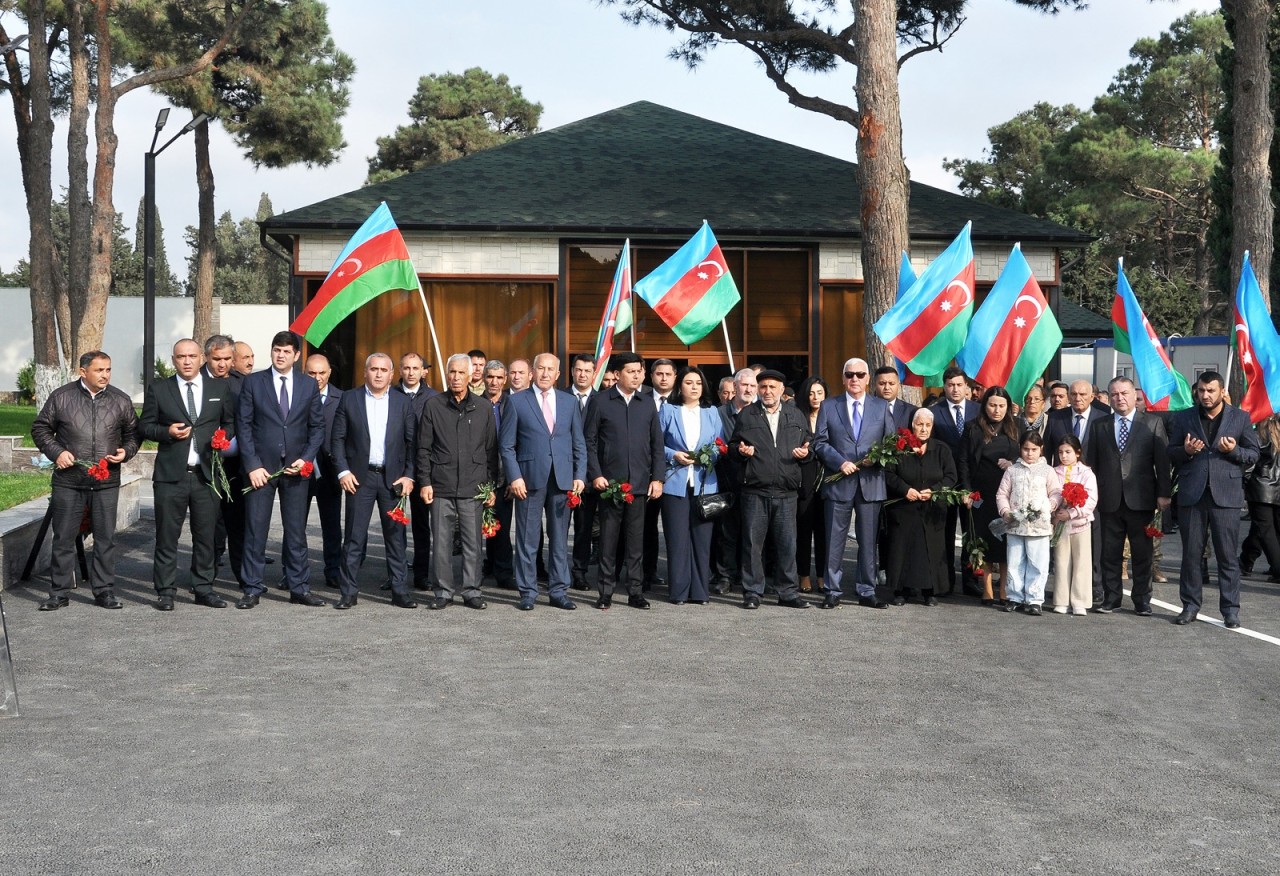 Pirallahıda Vətən müharibəsi şəhidinin anım mərasimi keçirilib - FOTOLAR
