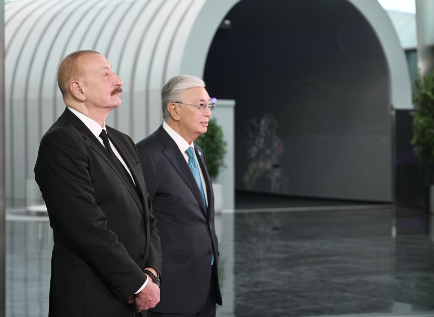 Prezidentlər “Alem.ai” Beynəlxalq Süni İntellekt Mərkəzində olublar - FOTOLAR